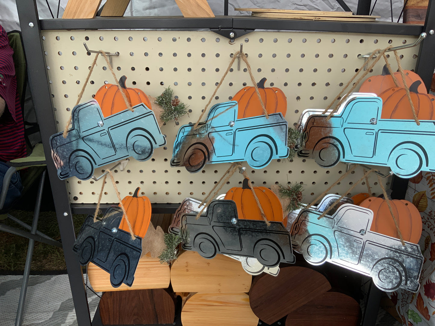 Seasonal Door Hanger